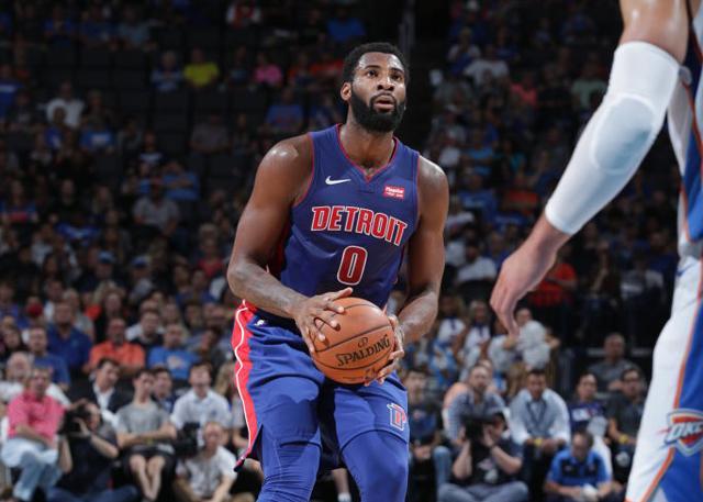 兰德尔靠身 兰德尔靠身