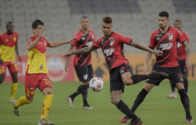 意甲-穆阿尼破门 十人尤文图斯1-1战平拉齐奥 [尤文图斯拉齐奥]